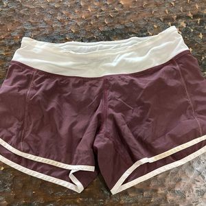 Lululemon size 4 speed up short